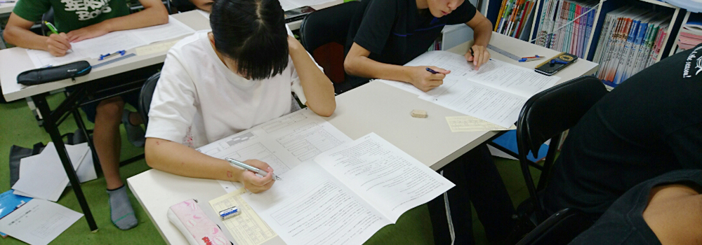 ����m�̎��ƕ��i